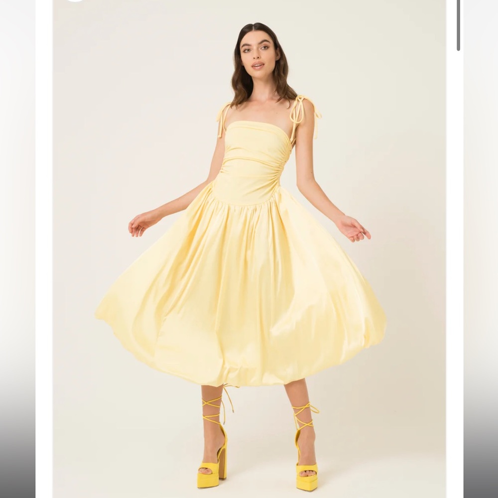 AMYLYNN viral puffball dress